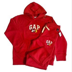 NWT Gap Kids Hoodie & Sweatpants Set. Red Mickey Mouse Size XXL (14/16) Unisex.